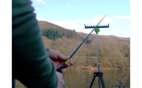 Delphin CROXER 270cm/45g/2 diely